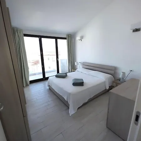 Appartement Atemberaubendes Familien-penthouse Mit Meerblick By Interhome