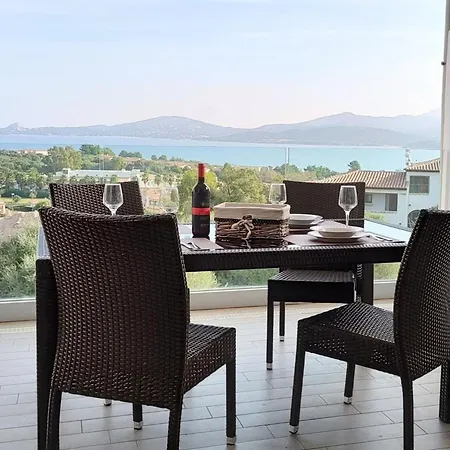 Atemberaubendes Familien-penthouse Mit Meerblick By Interhome *
