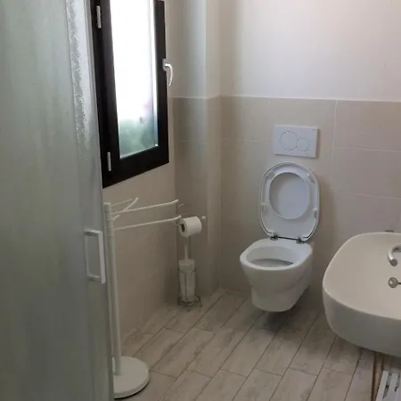 Atemberaubendes Familien-penthouse Mit Meerblick By Interhome * Cannigione